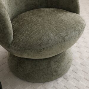 Tulip Swivel Tub Chair three-quarter view