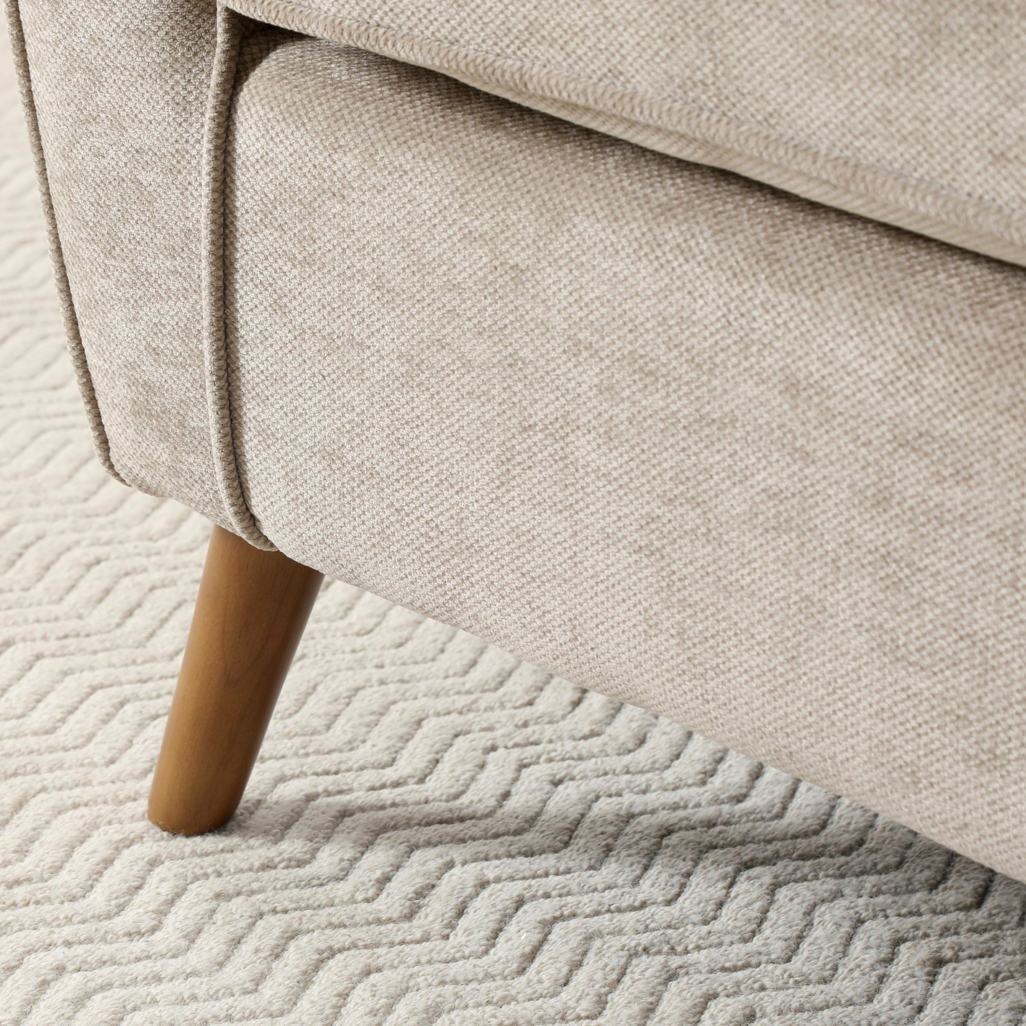 Seat cushion and piping detail