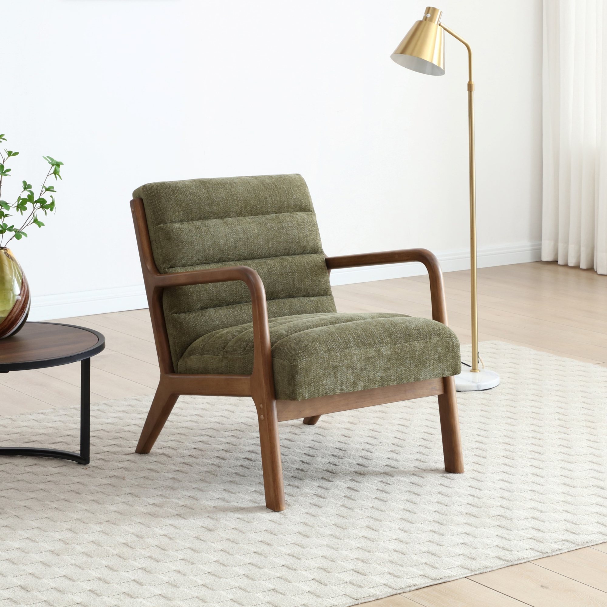 Ribbed walnut frame detail on the Inca chair