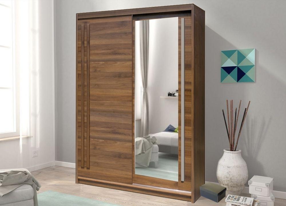 Effect 2 Sliding Door Wardrobe 175cm - close detail of the door finish and handle